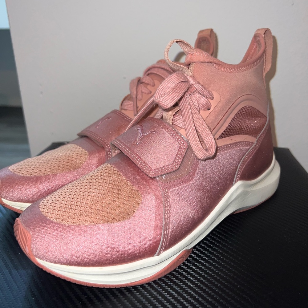 Womens puma sneakers